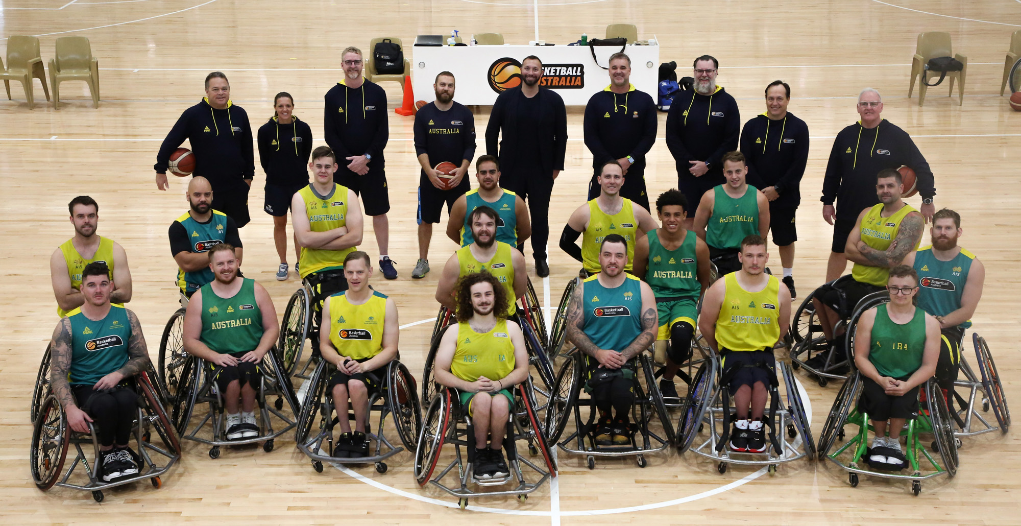 Thorpe with Australian Rollers wheelchair basketball team